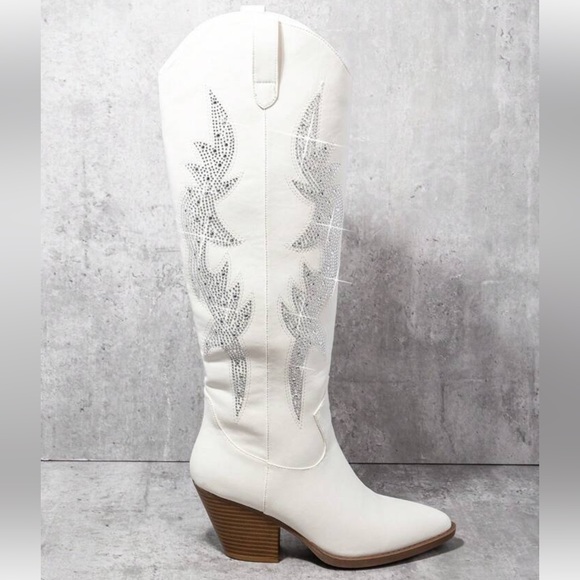 Western White Rhiestone Decor Fashion Boots - Picture 3 of 6